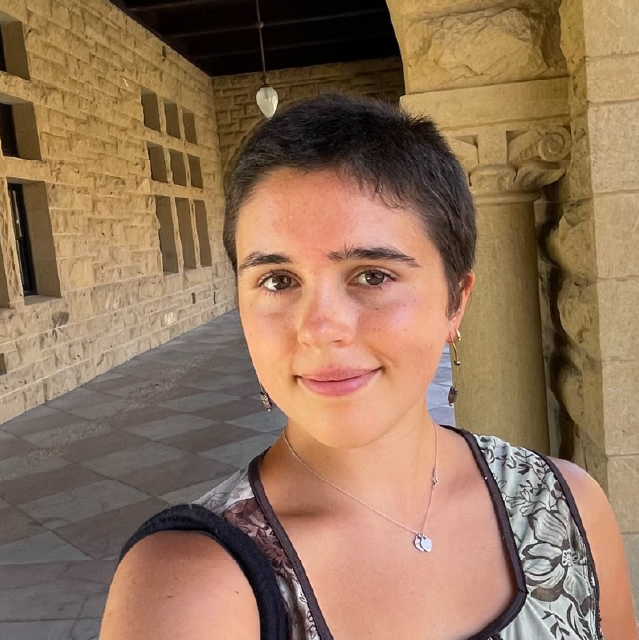 Triana Hernández, STANFORD UNIVERSITY